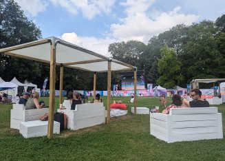 Playground - sport pelouse