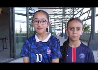 Une matinée avec les accueils de loisirs de la Ville au Championnat d'Europe de natation 🏊‍♂️
