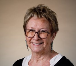 Claire Nuffer