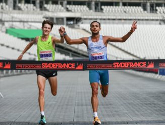 arrivée sur la piste du stade de France