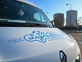 Véhicule ligne bleue 