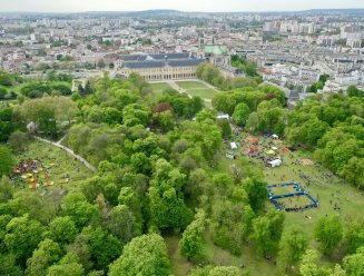 vue aérienne bel été au parc de la Légion d'honneur