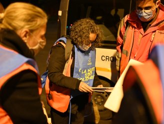 agents pendant la nuit de la solidarité 