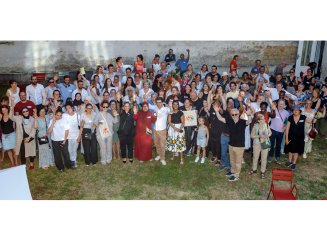 Photo de groupe partenaires et associations