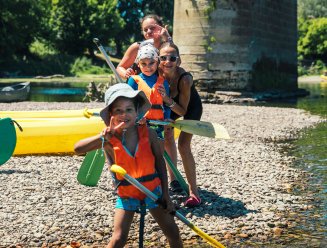 Famille en séjour de vacances à Daglan
